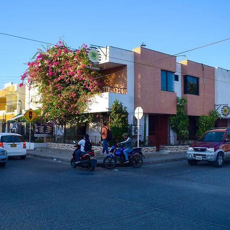 Yosu Hostal Ríohacha Eksteriør billede
